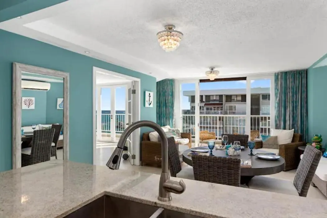 Apartamento Beachfront Retreat-Panoramic Sunrise Views-1 Parking Spot San Juan