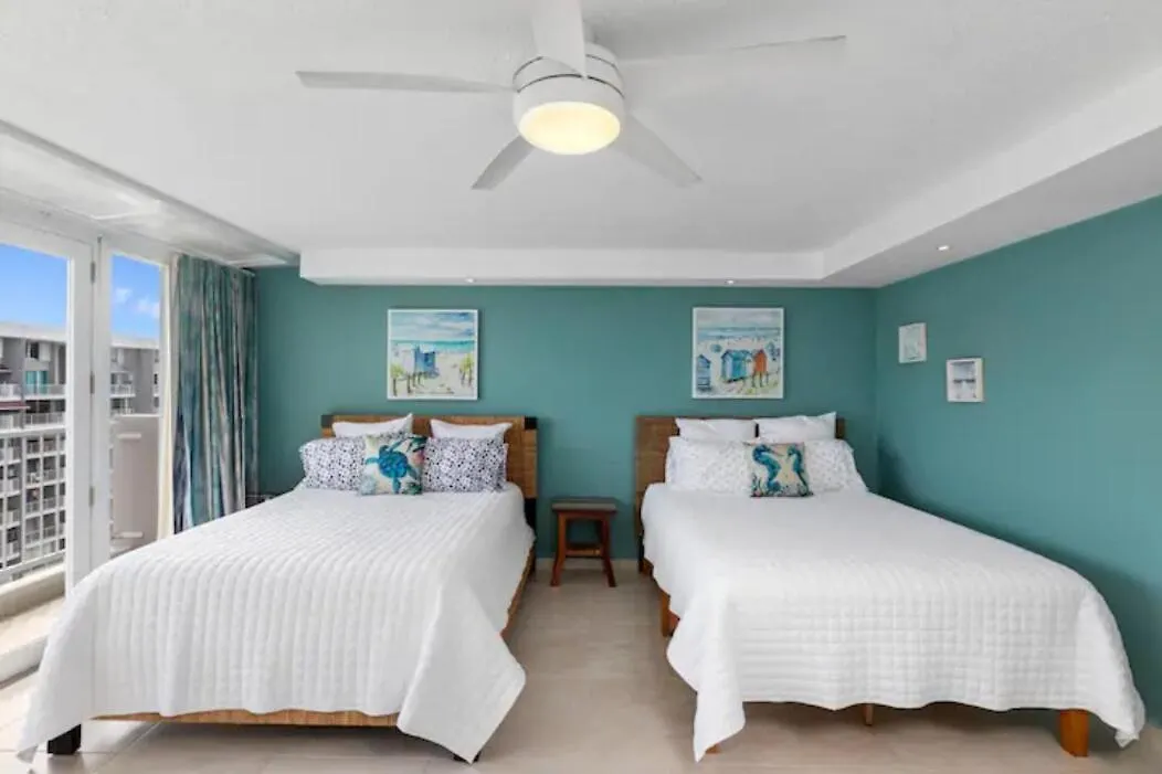 Beachfront Retreat-Panoramic Sunrise Views-1 Parking Spot San Juan